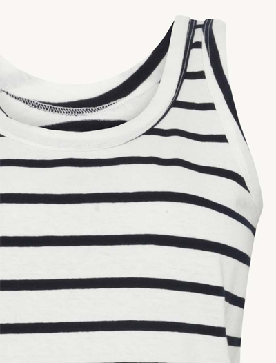 Avery Top